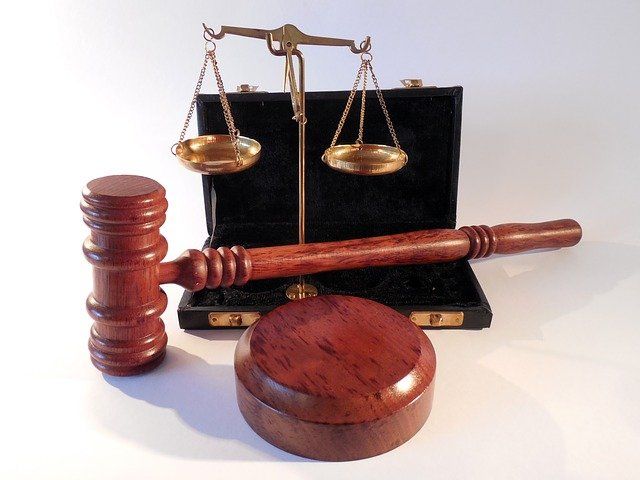 Двоих казанцев приговорили к 9 годам колонии за хищение акций «Газпрома» у сирот