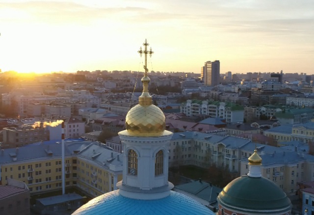 ТНВ проведет прямую трансляцию торжественной литургии в честь праздника обретения Казанской иконы Божией Матери