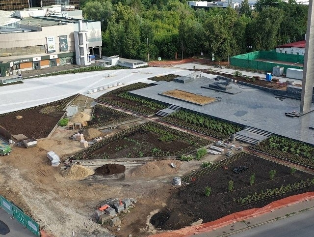 В Казани завершают реконструкцию входа в парк Горького