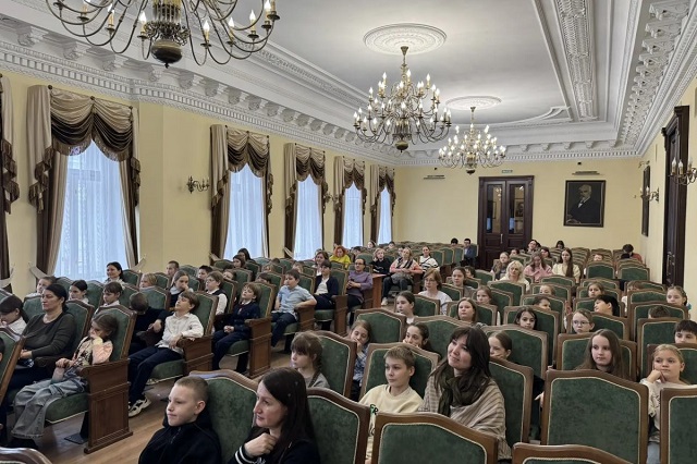 «Единая Россия» организовала в Казанской консерватории благотворительный концерт 