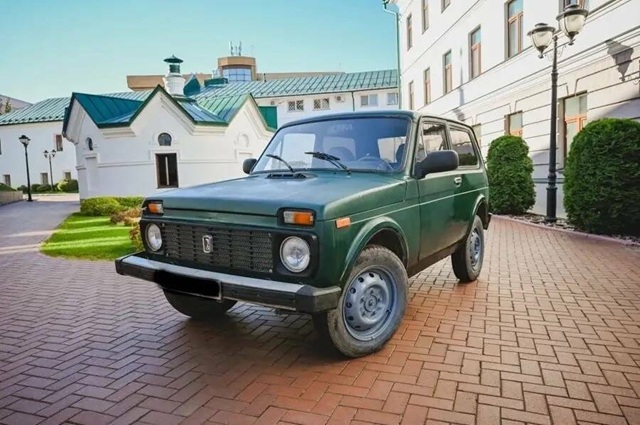 «Нива» для СВО: Рыбно-Слободский мухтасибат передал бойцам автомобиль