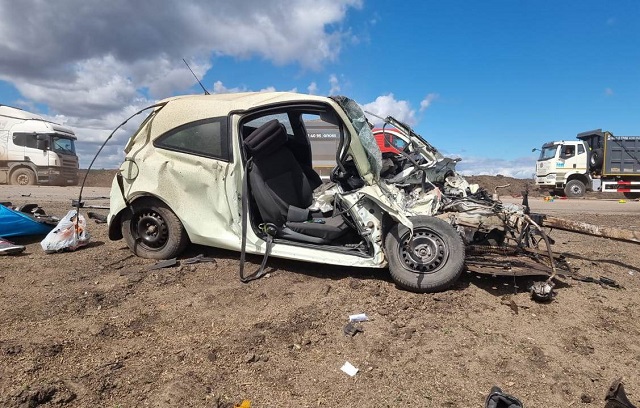 Управлявшая иномаркой 50-летняя женщина погибла в ДТП с самосвалом на трассе в РТ