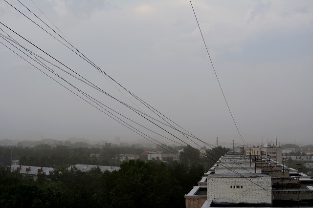 В Татарстане выпавший из окна 20-летний игроман с долгами получил смертельные травмы