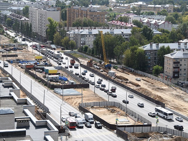 На Горьковском шоссе в Казани временно ограничили движение транспорта