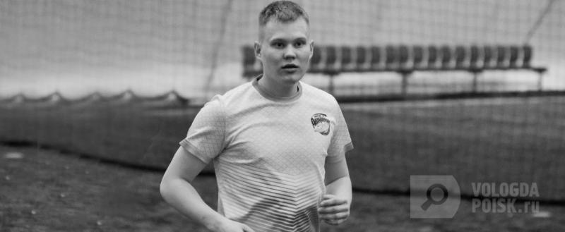 Футболист погиб на трассе в ДТП с грузовиком