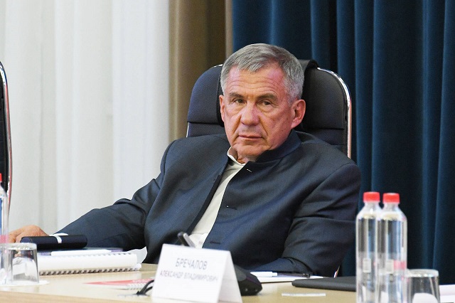 Раис Татарстана изменил состав призывной комиссии республики