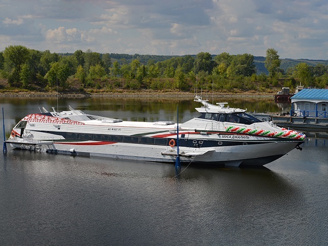 Туристы из Казани впервые прибыли в Чебоксары на новом «Метеоре-2020»