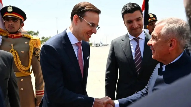 Минниханов посетил каирский филиал КФУ в рамках визита в Египет