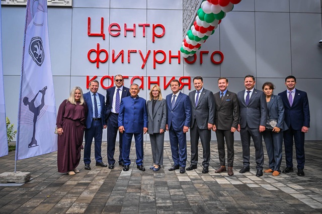 Минниханов и Метшин открыли Центр фигурного катания в Казани