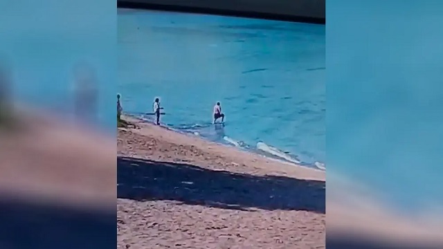 Спасение тонущего мужчины на пляже в Нижнекамске попало на видео