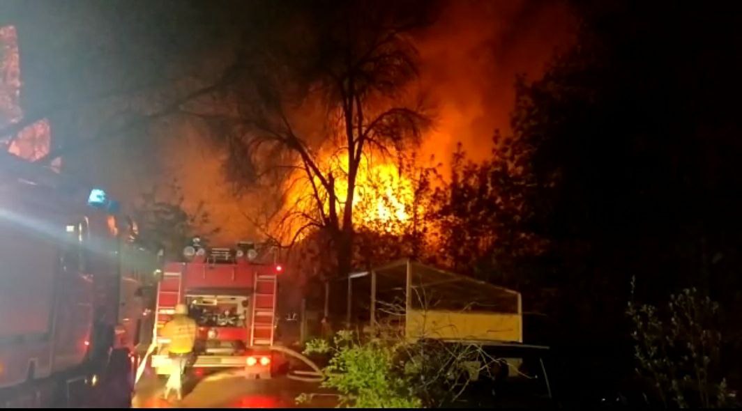 Казанда балалар бакчасы бинасы янган - видео