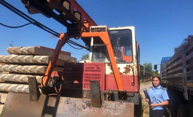 Две стройфирмы Набережных Челнов лишились техники из-за долга в 1,5 млн рублей