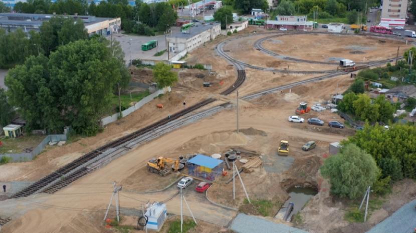 На участке Большого Казанского кольца заканчивают укладку трамвайных путей