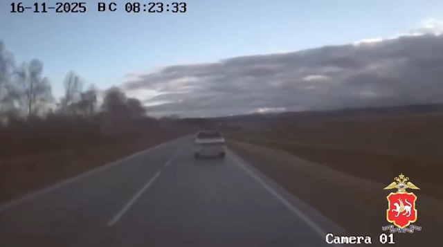 15-километровая погоня за 16-летним водителем ВАЗа развернулась в Татарстане - видео