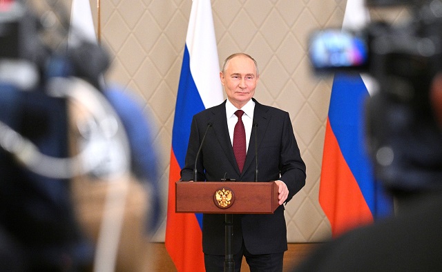 Путин прокомментировал желание супругов из Татарстана назвать 15-го ребенка Орешником