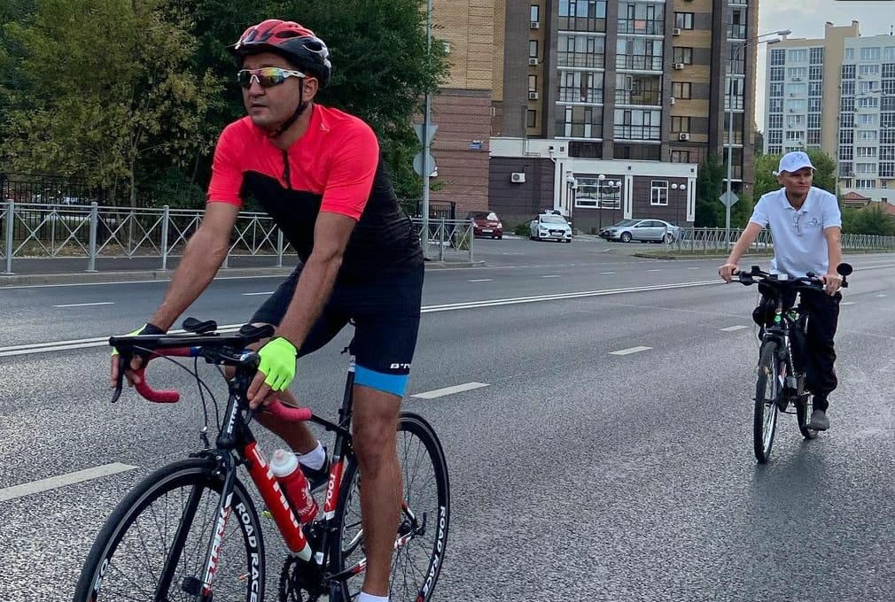 Данил Гыйниятов: Җил арттан исәр дип уйлыйсың, ә ул каршыга килә