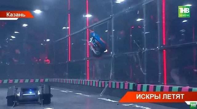 Команда из Индии стала чемпионом в битве роботов на «Играх Будущего» в Казани