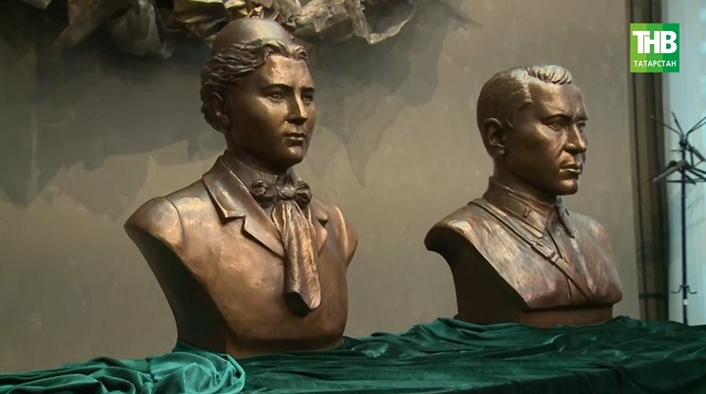 Елга йомгак ясап: татар дөньясының төп темалары