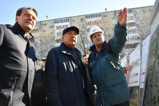 Минниханов лично ознакомился с ходом строительства второй линии метро Казани