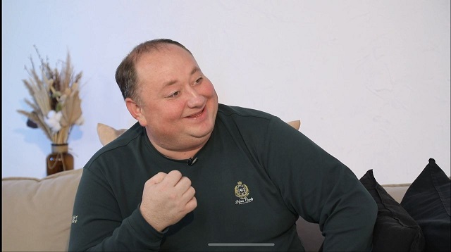 Вадим Захаров артистлар турында: "Сәхнәгә чыгып әкият сөйләүләре ошамый, аның кадәр алдап булмый бит инде!"