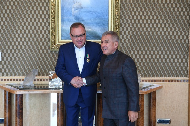 Минниханов провел встречу с главой ВТБ