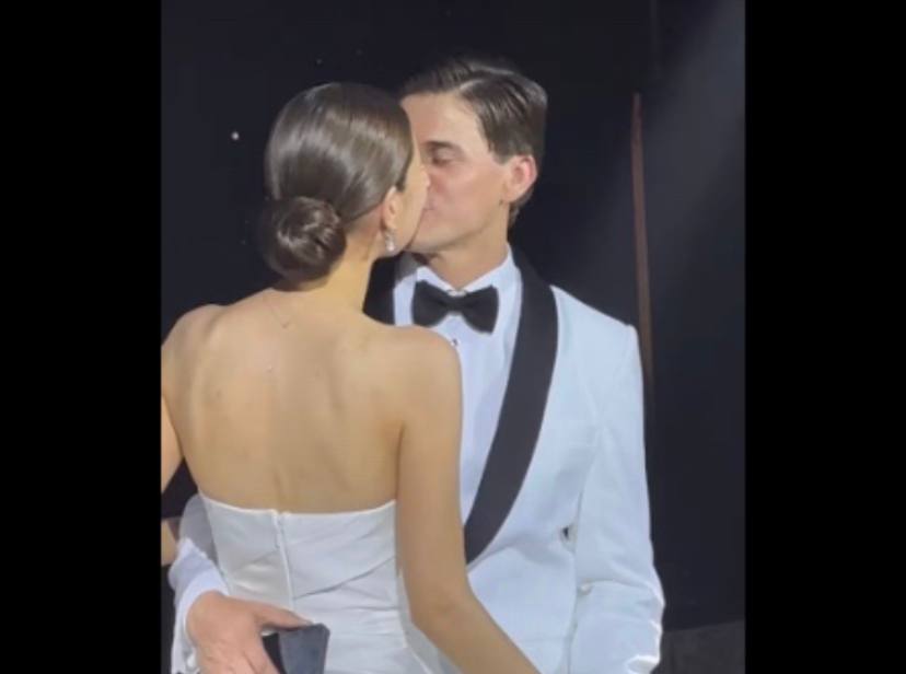 Ниһаять, булды, өйләнештеләр! Ришат һәм Алия Төхвәтуллиннарның туй көненнән мизгелләр