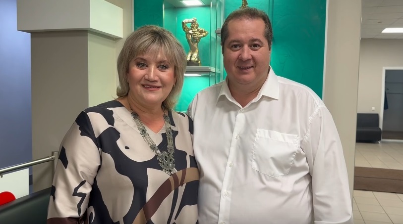 Винарис Илъегет Лилия Хәмитова белән дуэтлары турында: "Өч хит әзерлибез, мощный-сочный булачак"