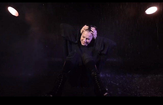 Алина Загитова исполнила чувственный танец под хит певицы Билли Айлиш – видео