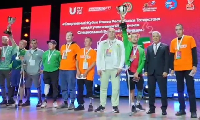 Минниханов поблагодарил всех участников спортивных соревнований для бойцов СВО