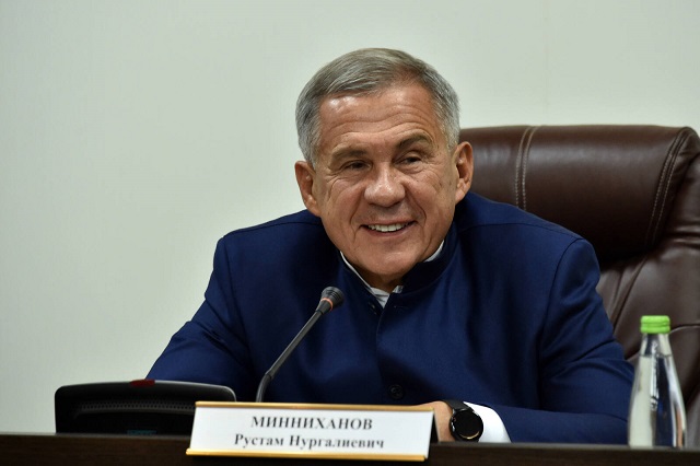 Айзатуллин доложил Минниханову, что в РТ уже ввели 12% жилья от годового плана