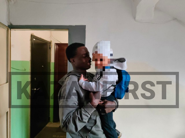 Казанская полиция вернула овдовевшему африканцу ребенка, которого не отдавал неродной отец