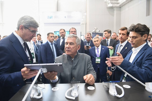 Минниханову доложили о высокотехнологичных проектах, реализуемых в новом технопарке Иннополиса