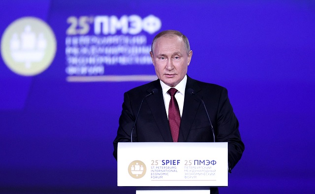 Вице-премьер Кубы высоко оценил речь Владимира Путина на ПМЭФ