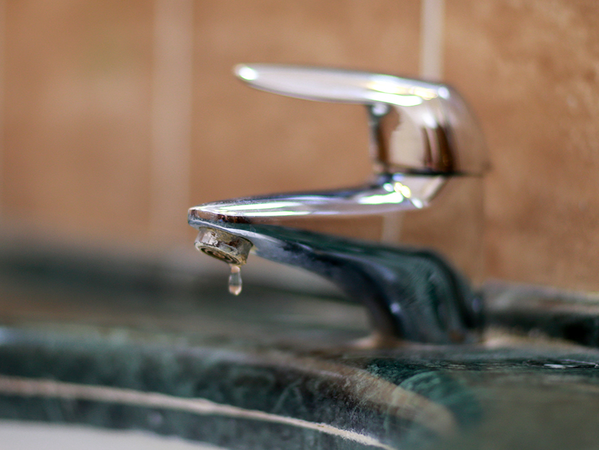 Казанның Вахитов районындагы кайбер йортларда су бетәчәк