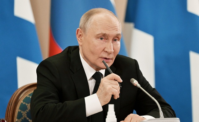 Путин запретил иностранцам владеть землей в Сириусе