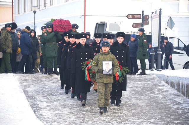 Татарстанда махсус хәрби операциядә һәлак булган Владимир Луговин белән хушлаштылар