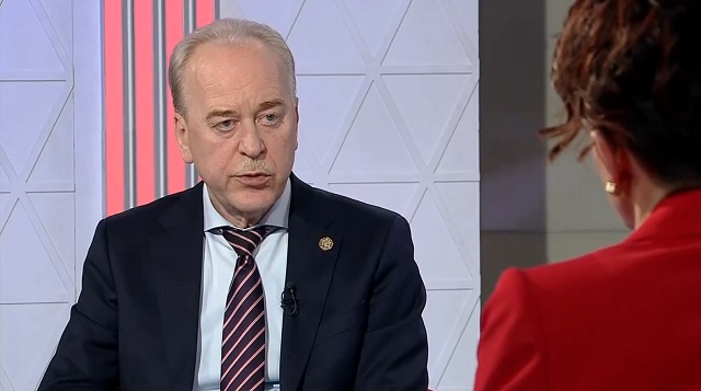 «Цифровое совершеннолетие»: как защитить детей в интернете, не ограничивая их возможности