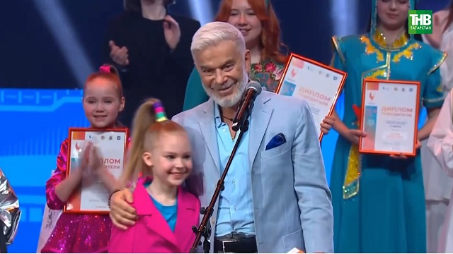 Россиянең халык артисты Олег Газманов Казанга илнең иң талантлы балаларын алып килде