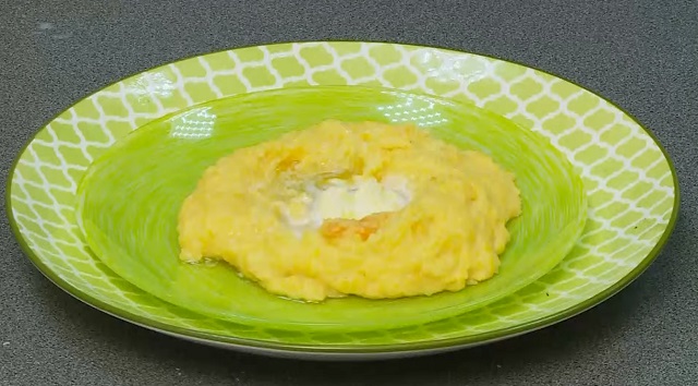 Резидә Хөсәеновадан ботка пешерү серләре - видео