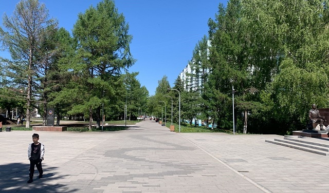 Пешеходный бульвар в Альметьевске благоустраивают по нацпроекту