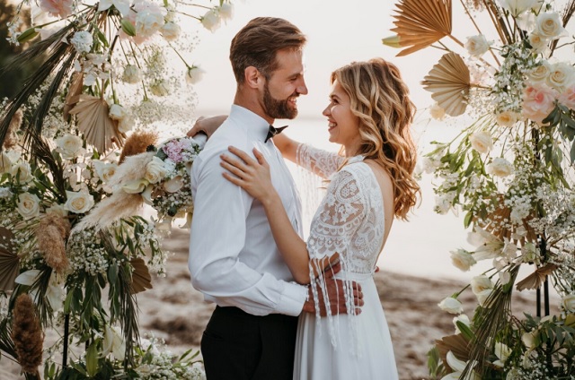 Стало известно, в каком возрасте жители Татарстана чаще всего вступают в брак