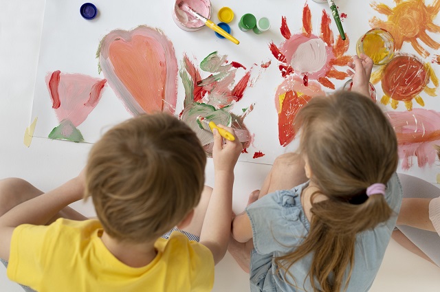 Дети бойцов СВО получат право на внеочередное зачисление в детсады Казани