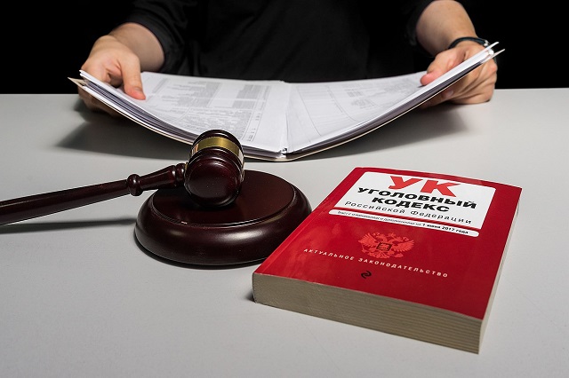 Закрасившего ручкой лист с уголовным делом жителя РТ оштрафовали на 100 000 рублей