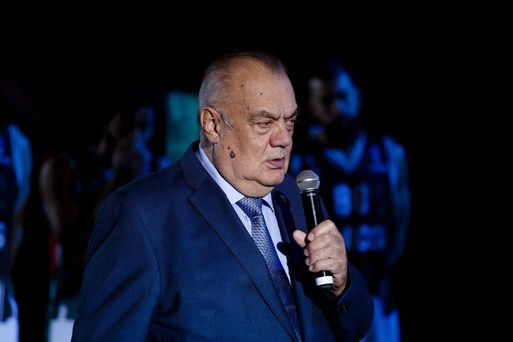 Президент УНИКСа Богачев сомневается, что удастся начать баскетбольный сезон в срок