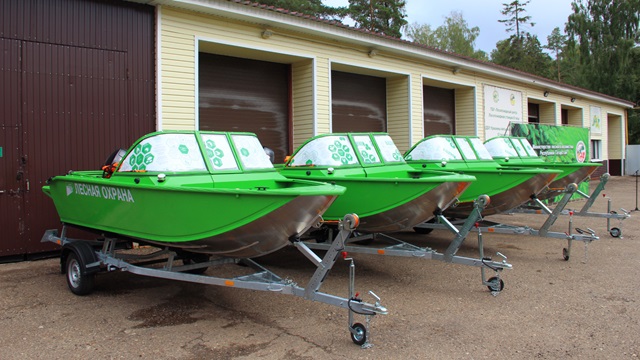 Лесхозы Татарстана в рамках нацпроекта получили моторные лодки