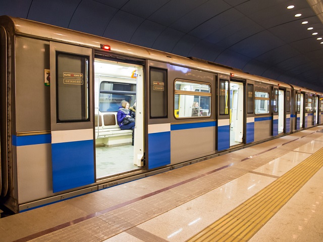 Дополнительный состав в метро Казани будет курсировать до конца февраля