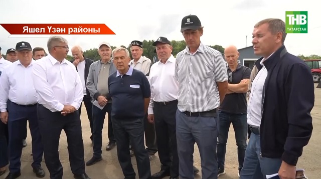 Рөстәм Миңнеханов эш сәфәре белән Яшел Үзән һәм Питрәч районнарында булды