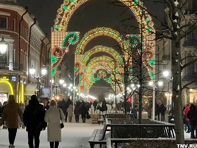 Суперкороткая рабочая неделя стартовала по всей России