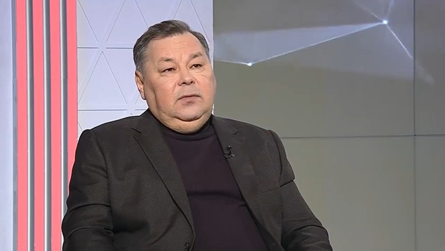 От идеи до «Минбара»: Ильдар Ягафаров – о создании картины «Әлифба», ИИ и судьбах создателей татарской азбуки