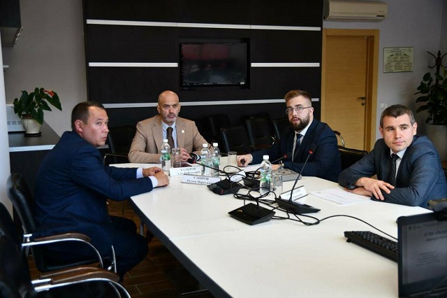 Ветерану СВО рассказали о работе подведомственных учреждений Минземимущества Татарстана